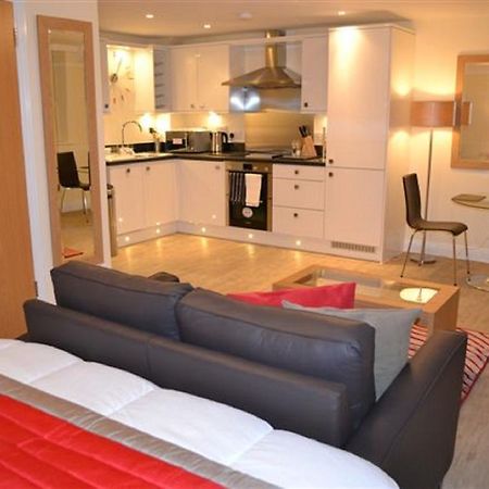 House Of Fisher - Central Point Basingstoke Buitenkant foto