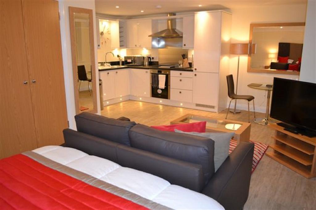 House Of Fisher - Central Point Basingstoke Buitenkant foto
